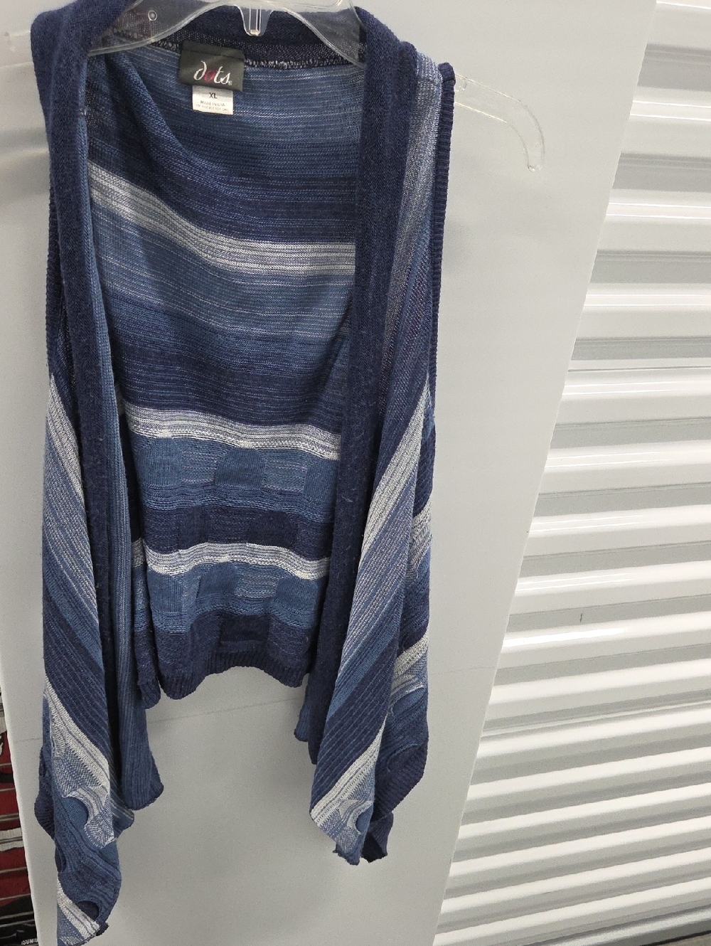 Dots blue cardigan vest size XL